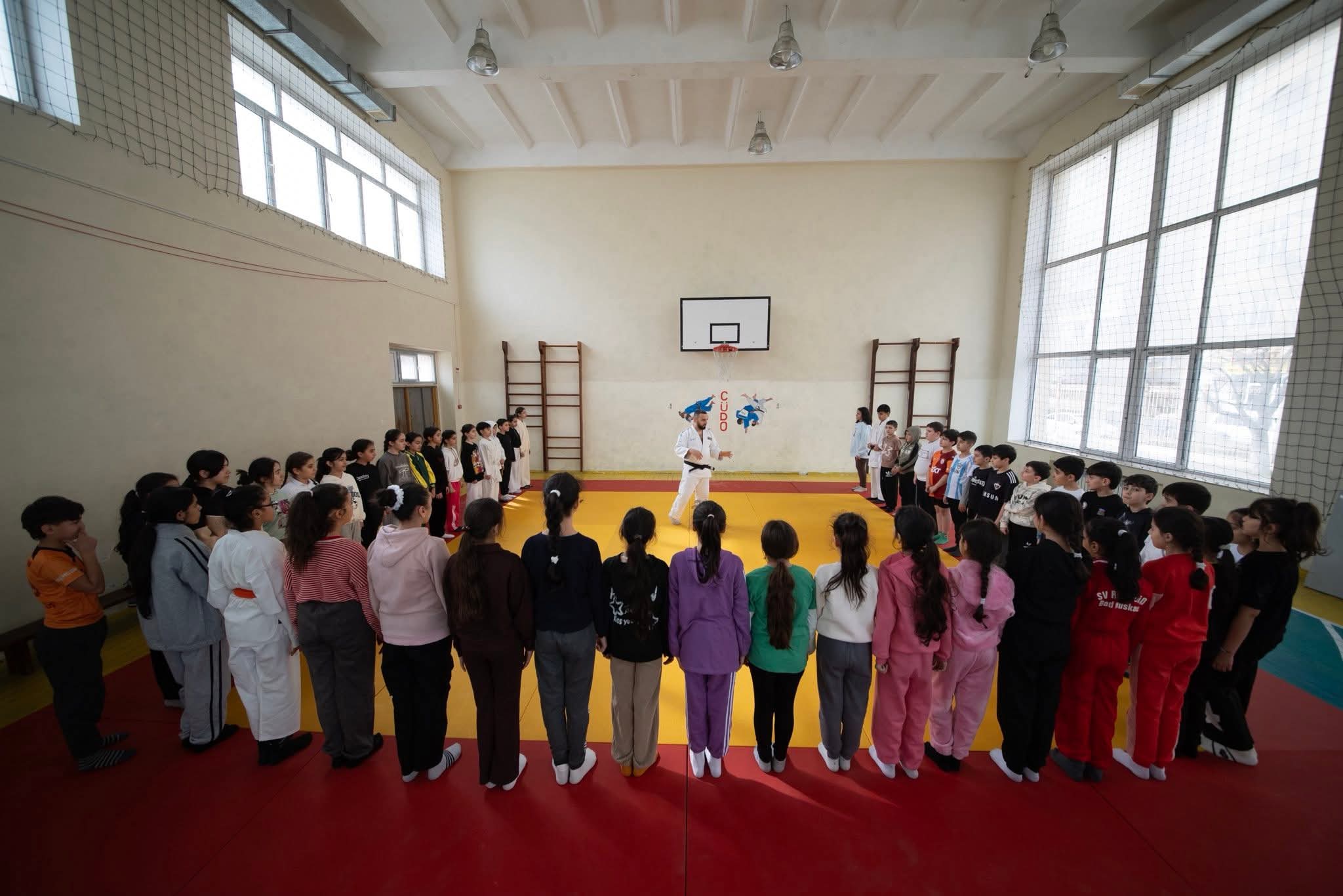 “Cüdo məktəblərdə” layihəsi davam edir: 4 min şagird əhatə olunub