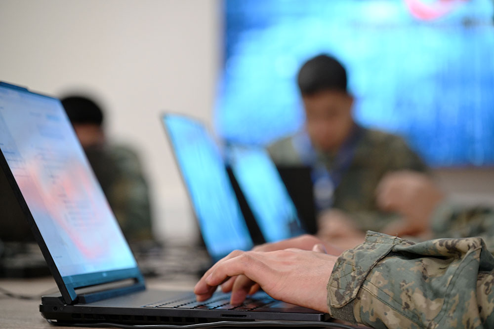 Azərbaycan və Böyük Britaniya hərbçiləri kibertəhlükəsizlik təlimində iştirak ediblər