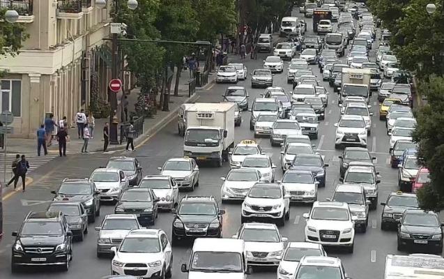 Hazırda Bakıda sıxlıq müşahidə olunan yollar açıqlanıb