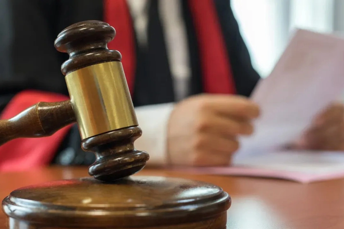 Şəhidlər xiyabanında qeyri-etik videolar çəkən əcnəbilərin cəzası endirilib