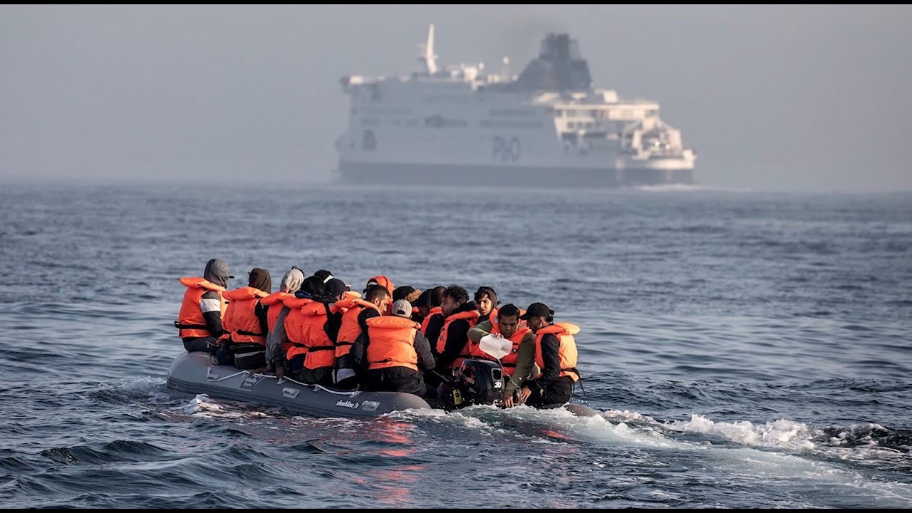 Çində gəminin aşması nəticəsində dörd nəfər ölüb