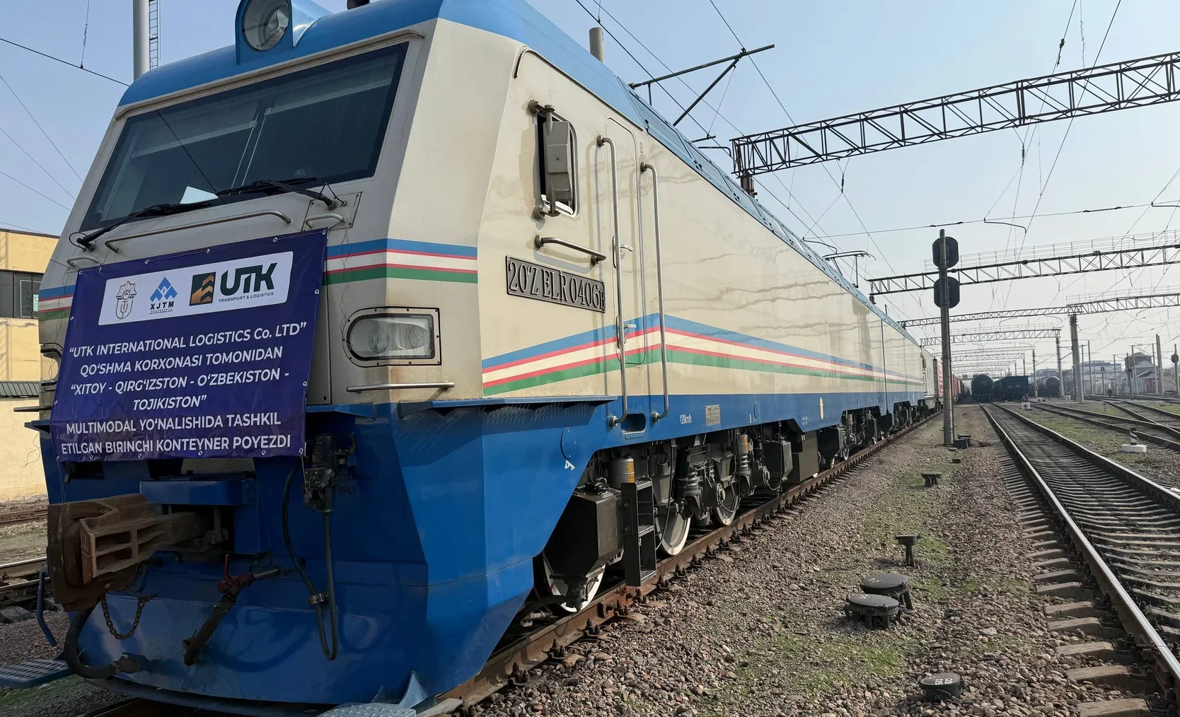Çin-Qırğızıstan-Özbəkistan-Tacikistan marşrutu ilə ilk yük qatarı yola düşüb