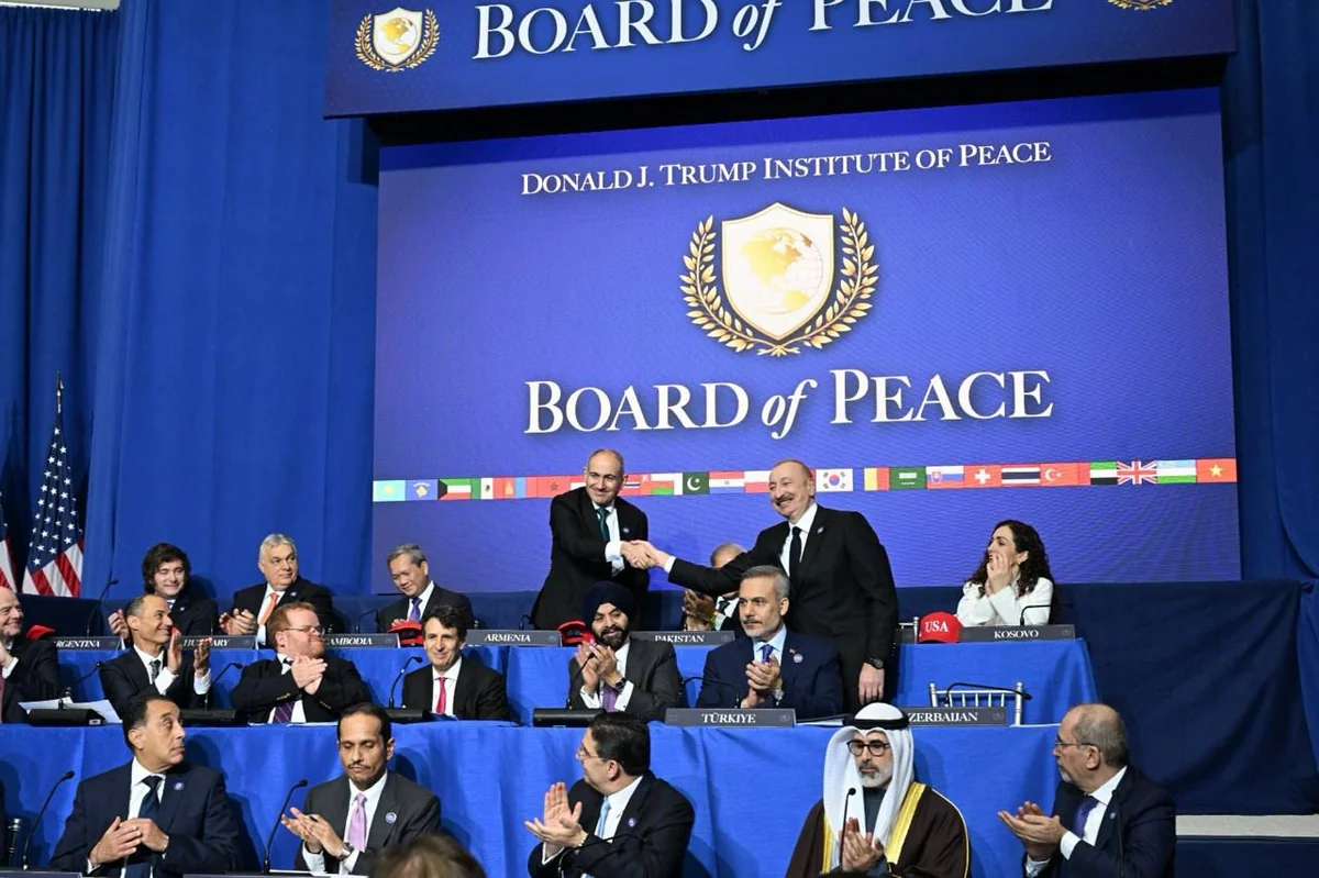 Hikmət Hacıyev: Sülh Şurasında Prezident İlham Əliyev və Nikol Paşinyanın əl sıxması dərin simvolik məna daşıyır