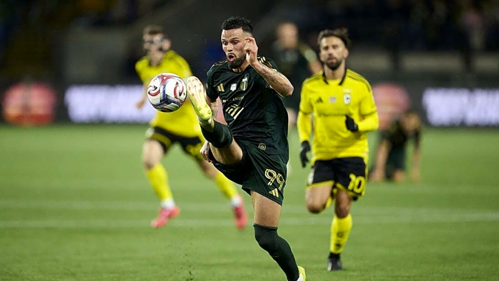 Nəriman Axundzadənin komandası MLS-in ilk turunda məğlub oldu 