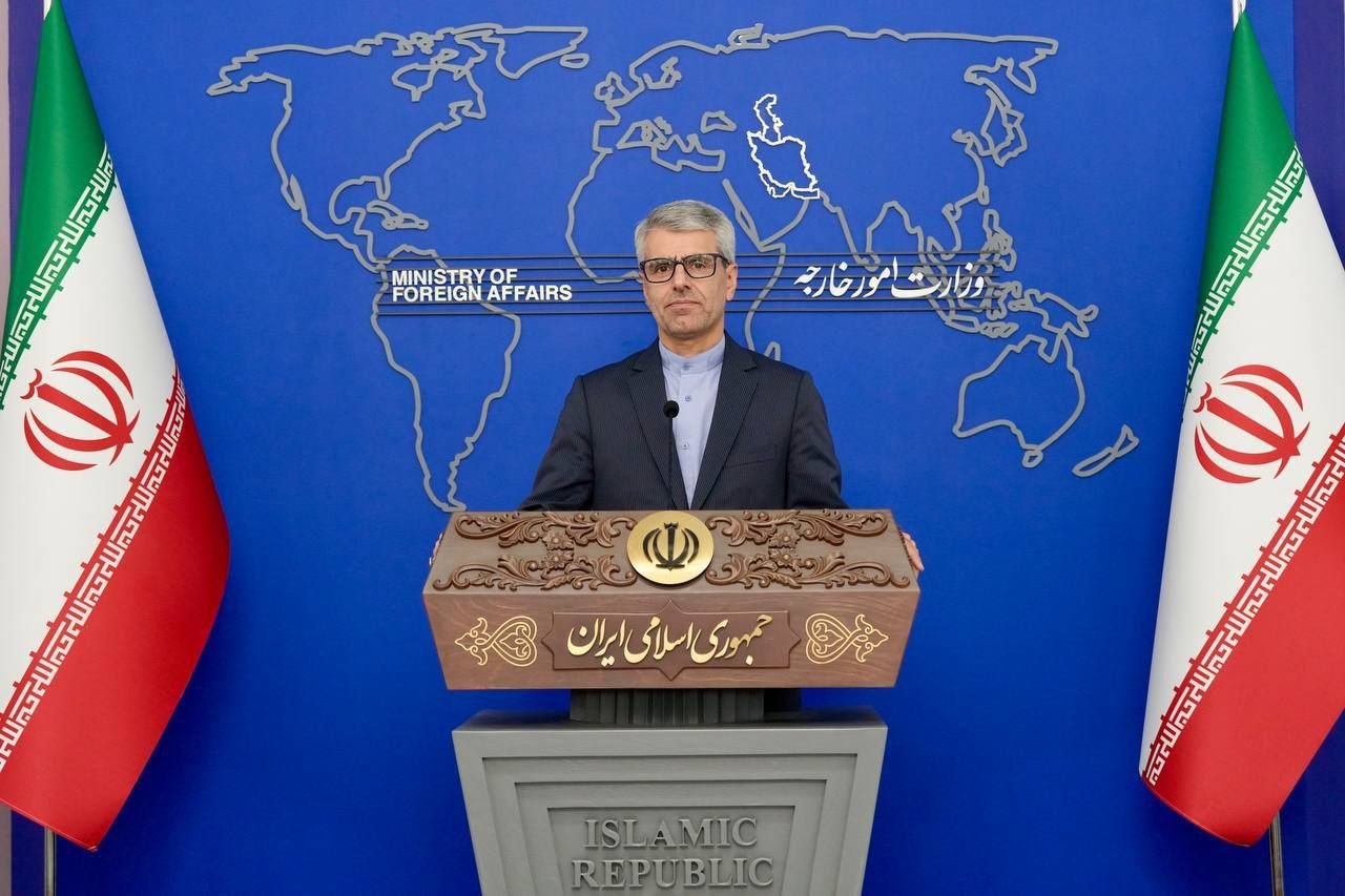 İran XİN: Nüvə böhranının həlli sanksiyaların ləğvindən keçir