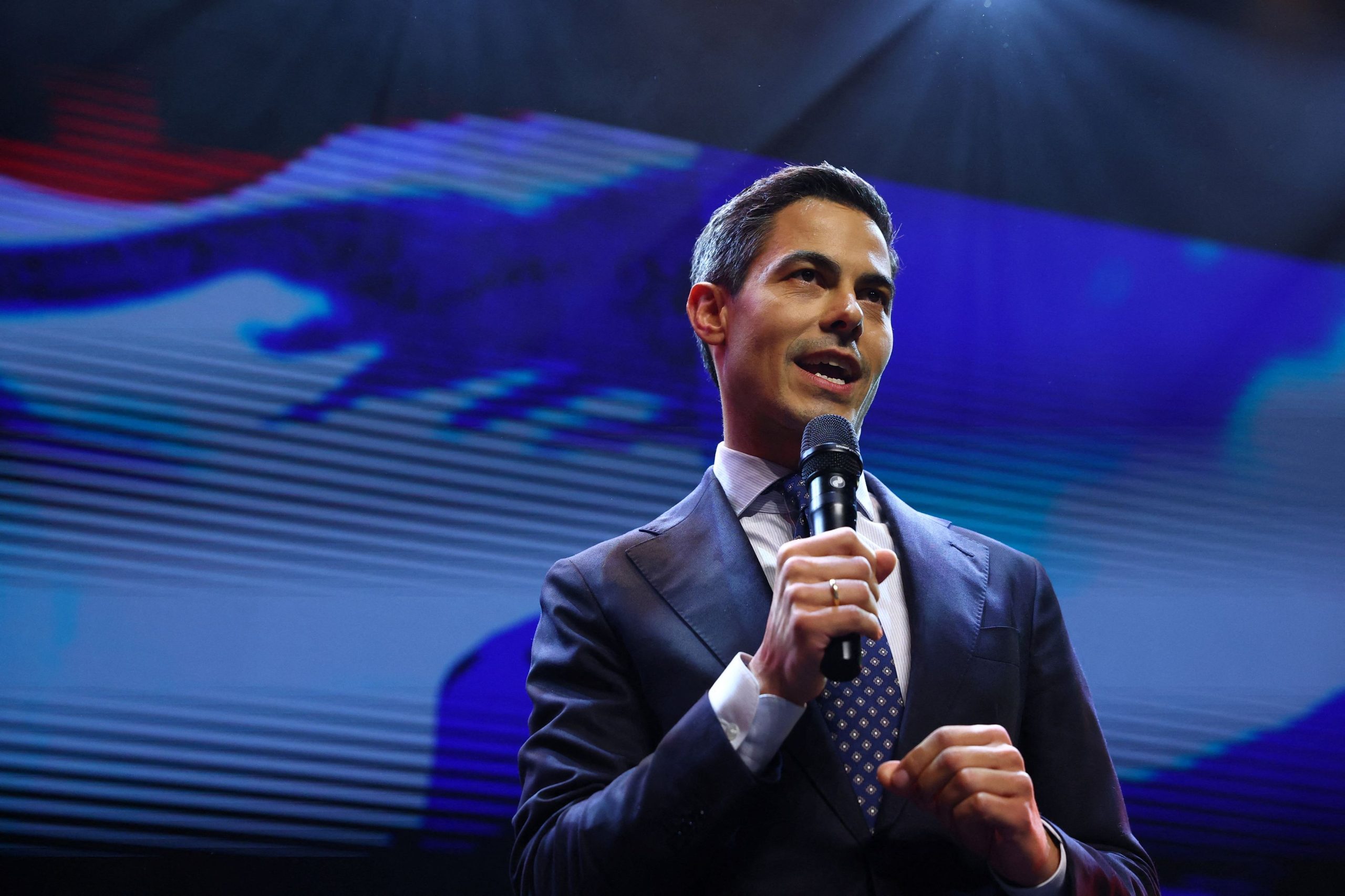 Niderland Sülh Şurasında müşahidəçi statusunu saxlayacaq