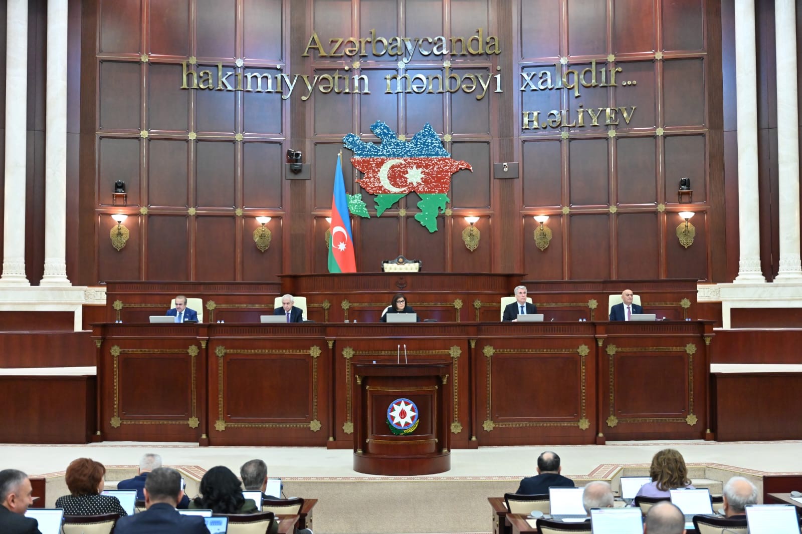 Milli Məclisin növbəti iclasının gündəliyi açıqlanıb