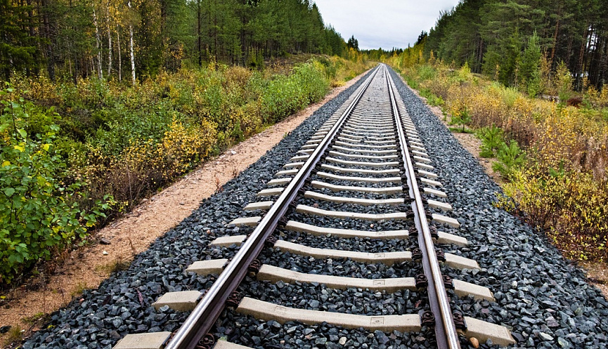 ADY: Horadiz-Ağbənd dəmiryol xəttində tikinti işlərinin 70 %-i tamamlanıb