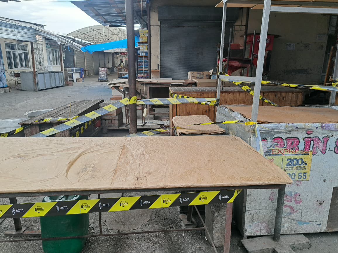 “Ucar Ticarət Mərkəzi” MMC-yə məxsus bazarda yoxlama keçirilib 