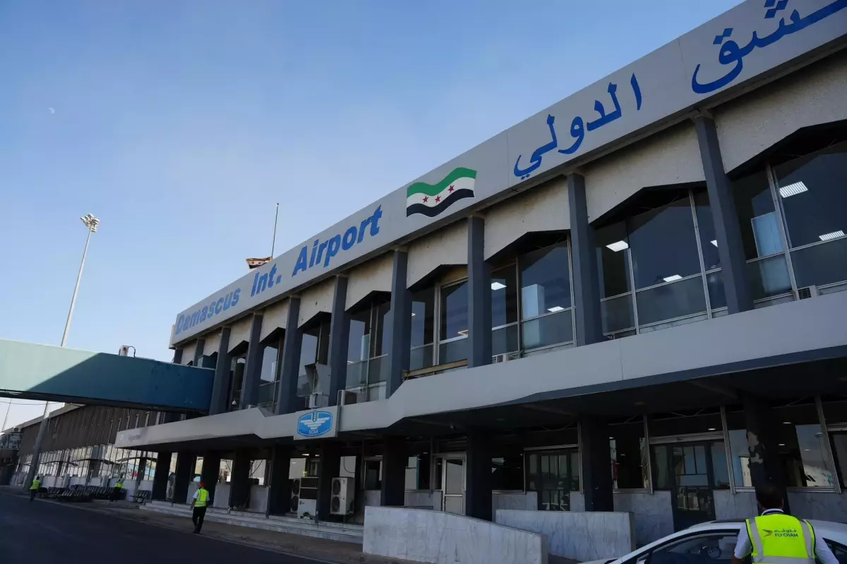 Suriya  uçuşlar üçün dörd hava dəhlizini bağlayıb