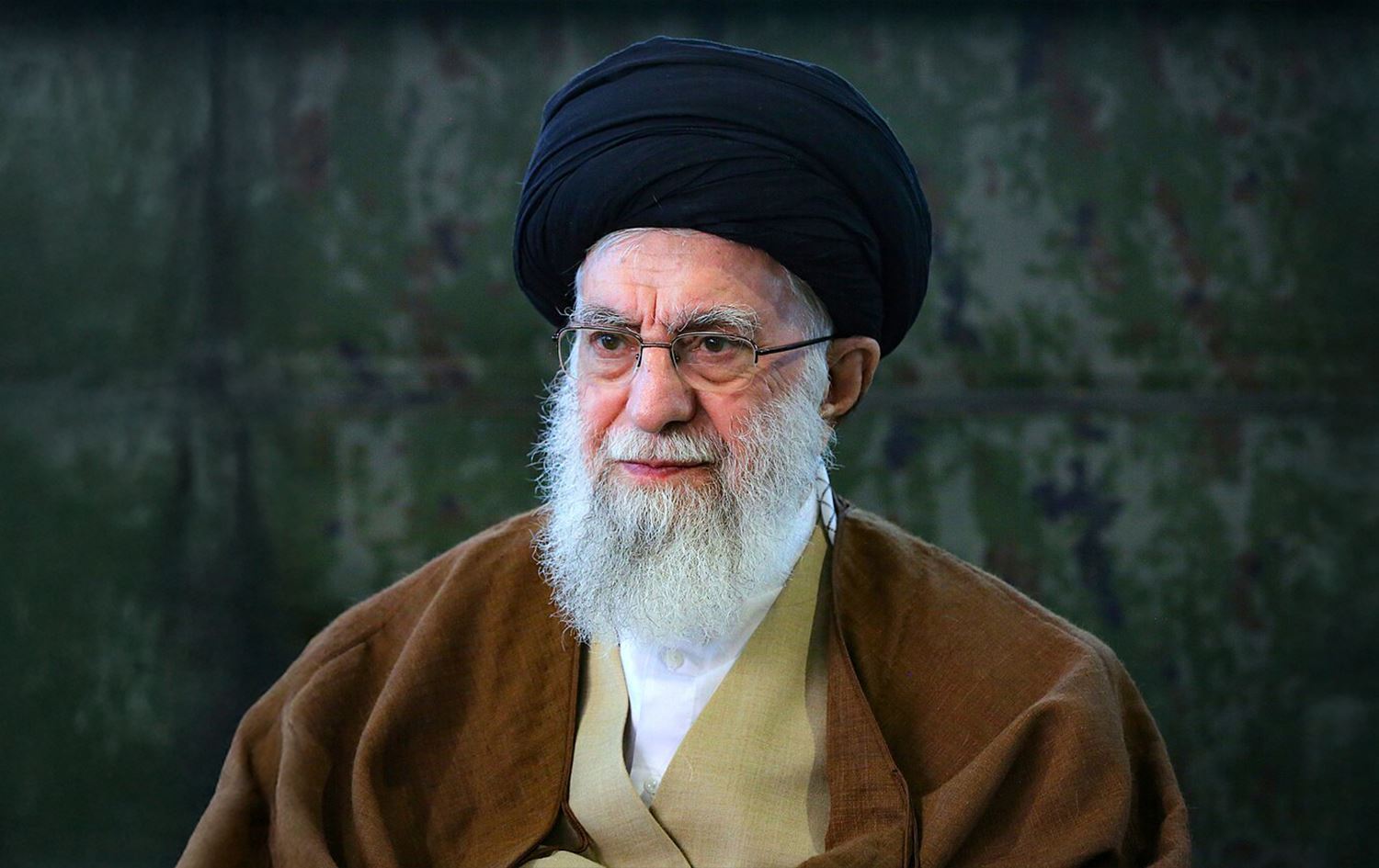 İran Dövlət Televiziyası: Xamenei 28 fevral səhəri öz evində qətlə yetirilib