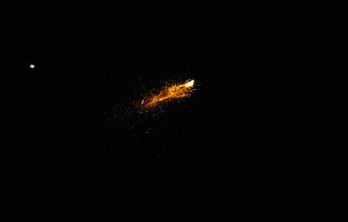 İran Tel-Əvivdəki hökumət binasına raket zərbələri endirir