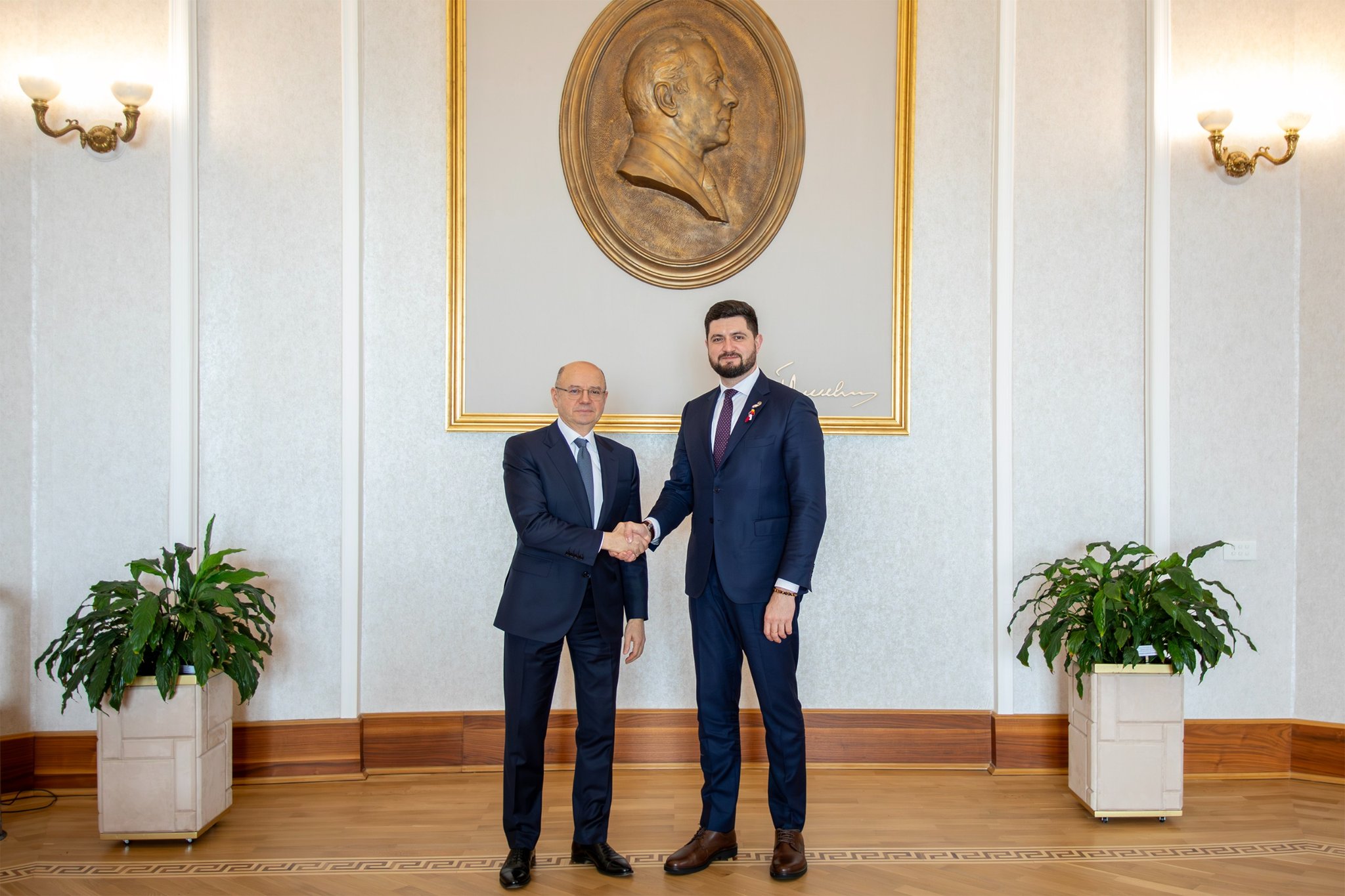 Azərbaycan və Moldova bərpa olunan enerji sahəsində əməkdaşlığı müzakirə edib