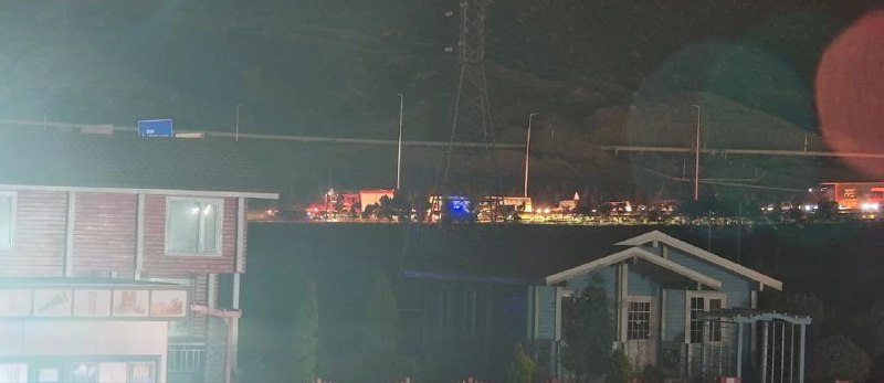 Bakı dairəvi yolunda avtomobil yanıb, sıxlıq yaranıb