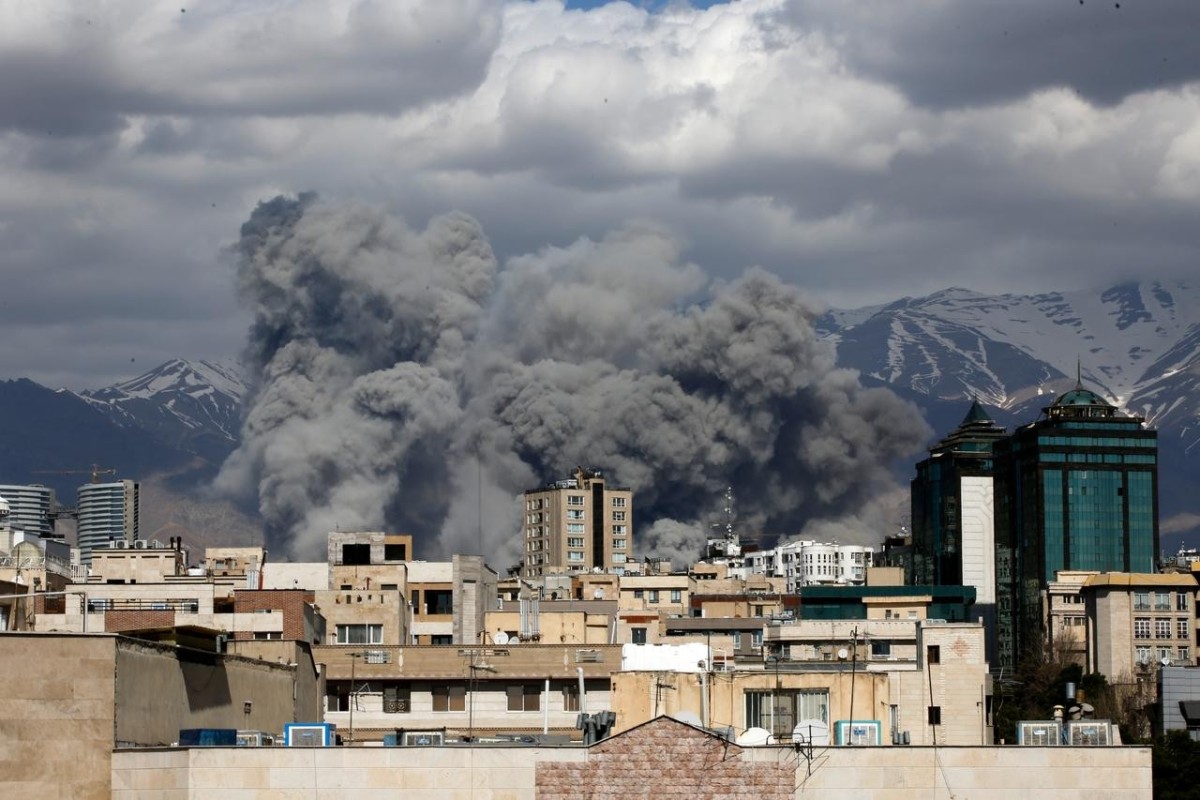 ABŞ İrana 1 700-dən çox zərbə endirib