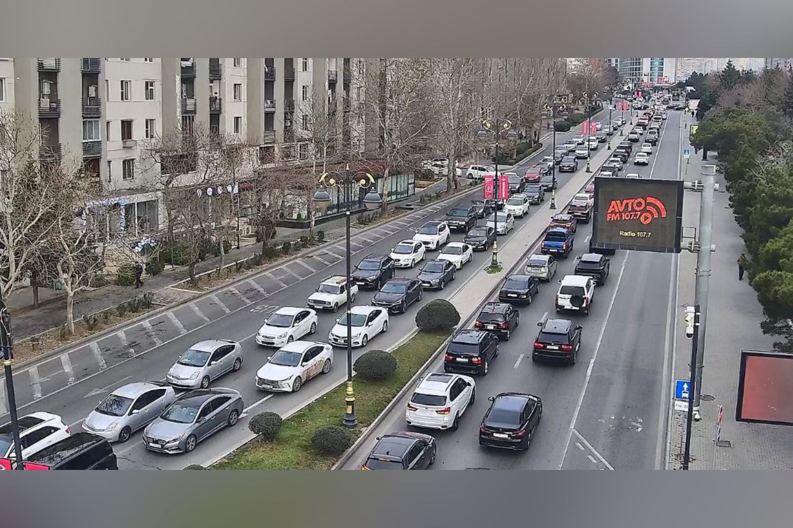 Hazırda Bakıda sıxlıq müşahidə olunan yollar açıqlanıb