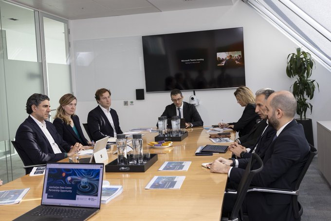 Azərbaycan və London arasında  hava nəqliyyatı infrastrukturuna investisiyaların cəlb edilməsi müzakirə edilib