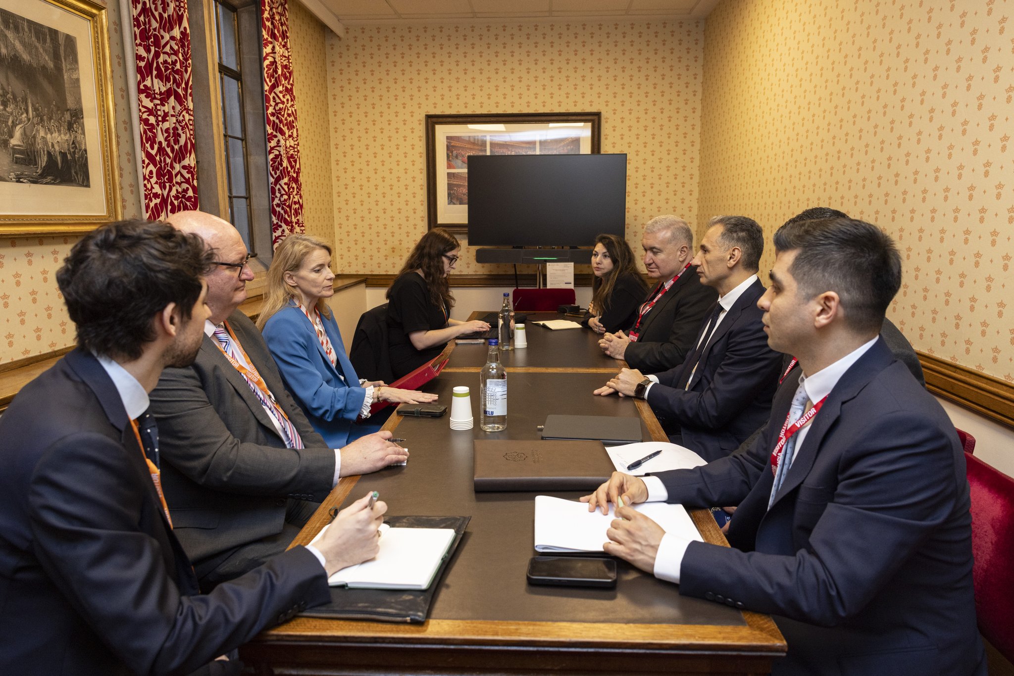 Azərbaycan və Böyük Britaniya arasında süni intellekt sahəsində əməkdaşlıq müzakirə olunub