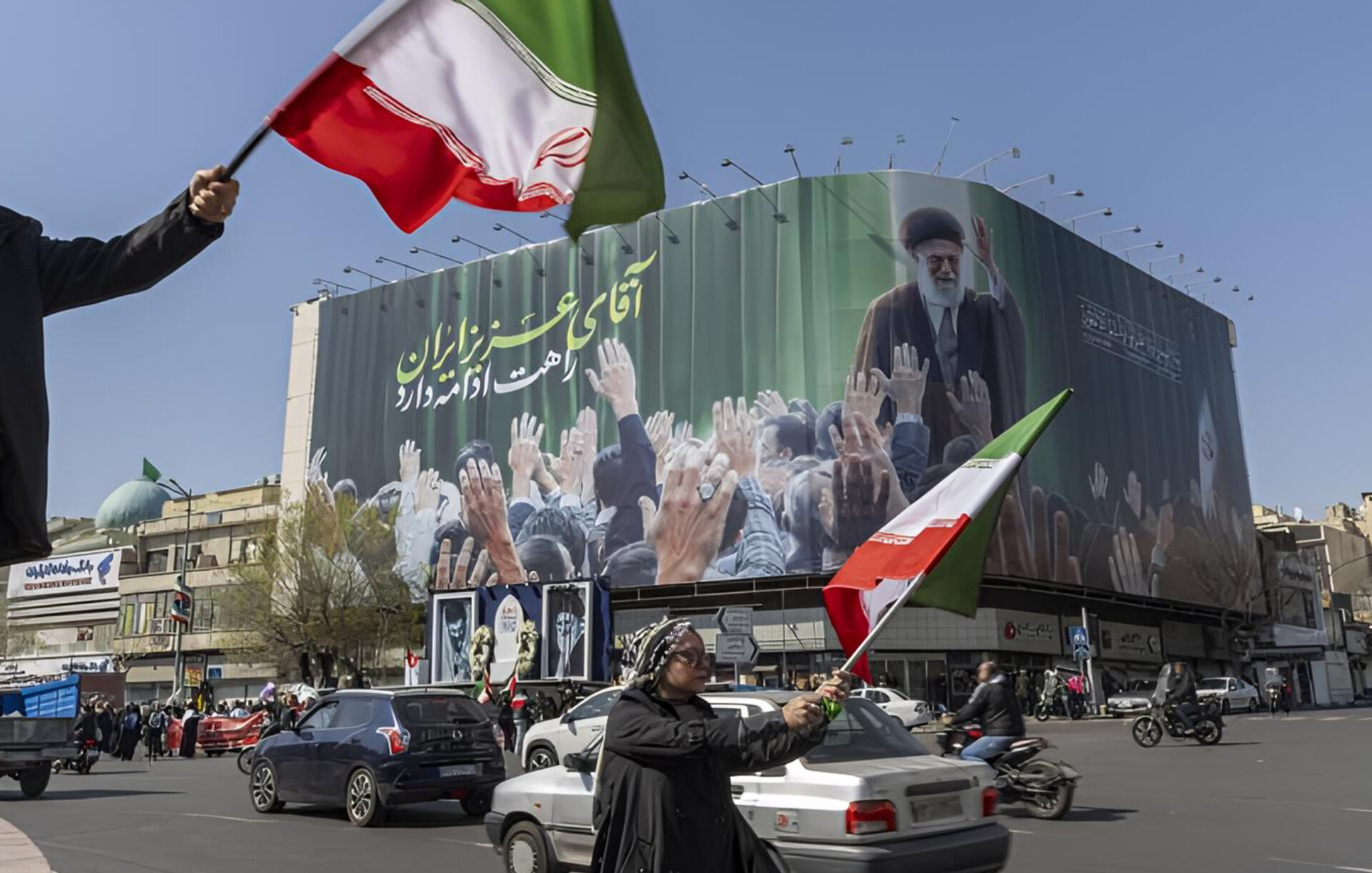 İranın yeni ali dini lideri seçilib – soyadı Xamenei olacaq