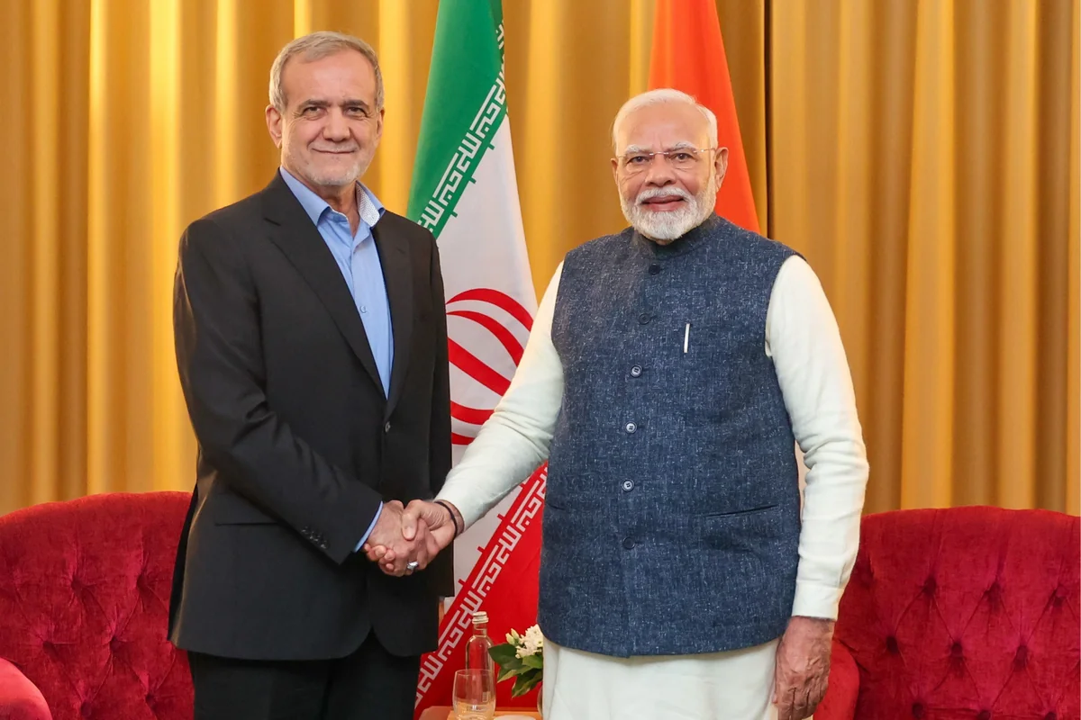 Pezeşkian Hindistanın Baş naziri ilə danışıb