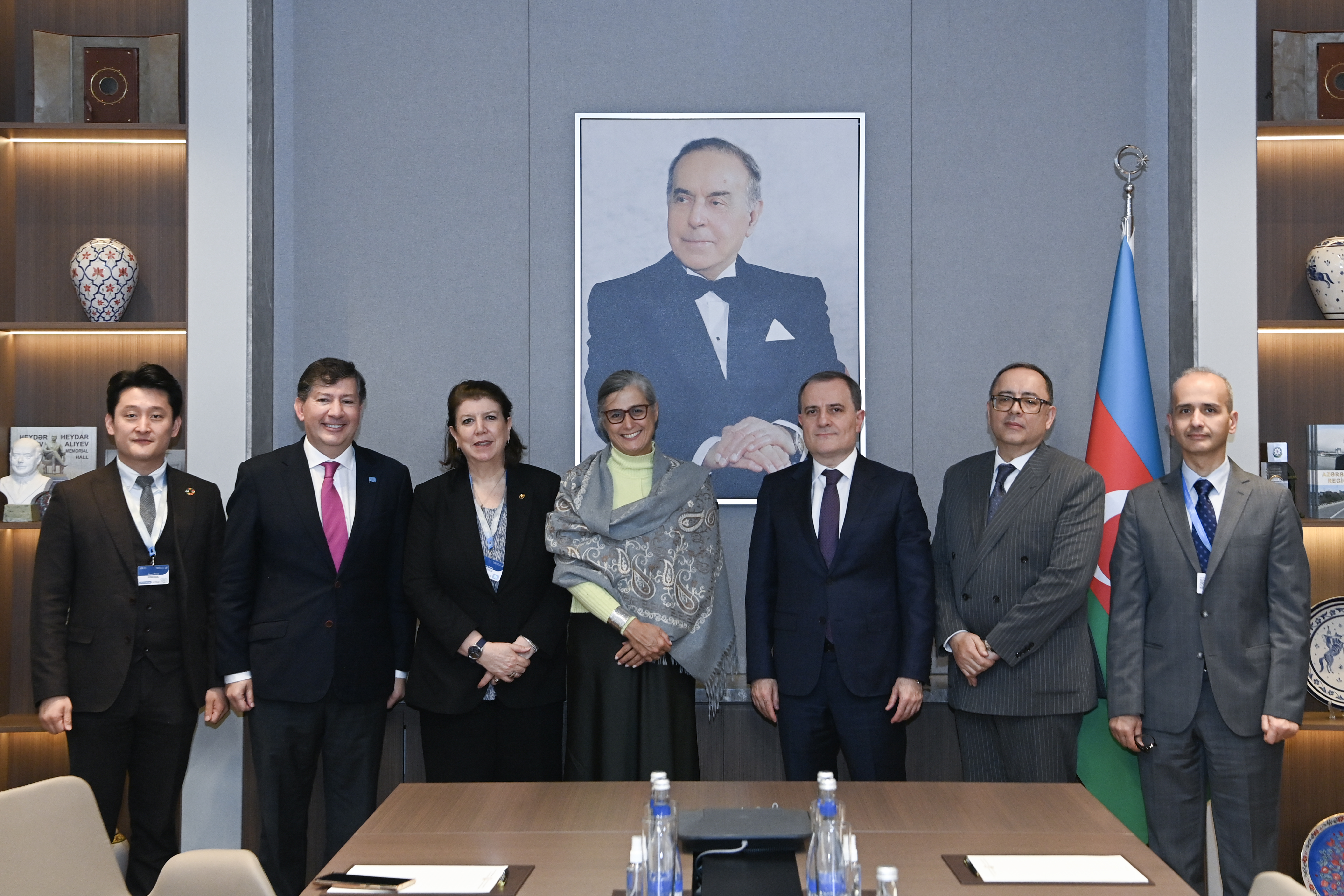 Ceyhun Bayramov BMT-nin Məskunlaşma Proqramının icraçı direktoru ilə görüşüb