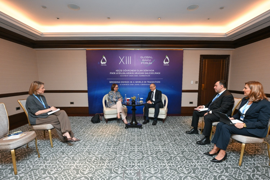 İqtisadiyyat naziri UNCTAD baş katibi ilə beynəlxalq ticarət əlaqələrinin mövcud vəziyyətini dəyərləndirib