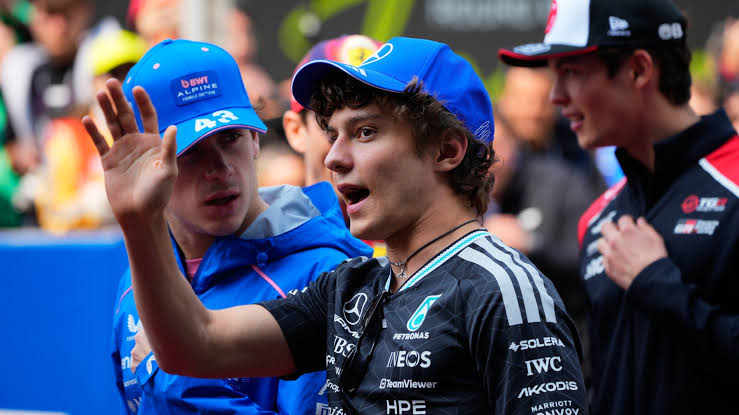 "Formula 1" üzrə Çin Qran-prisinin qalibi bəlli olub 