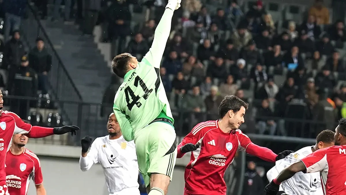 “Turan Tovuz”un qapıçısının 812 dəqiqəlik quru seriyasına son qoyuldu