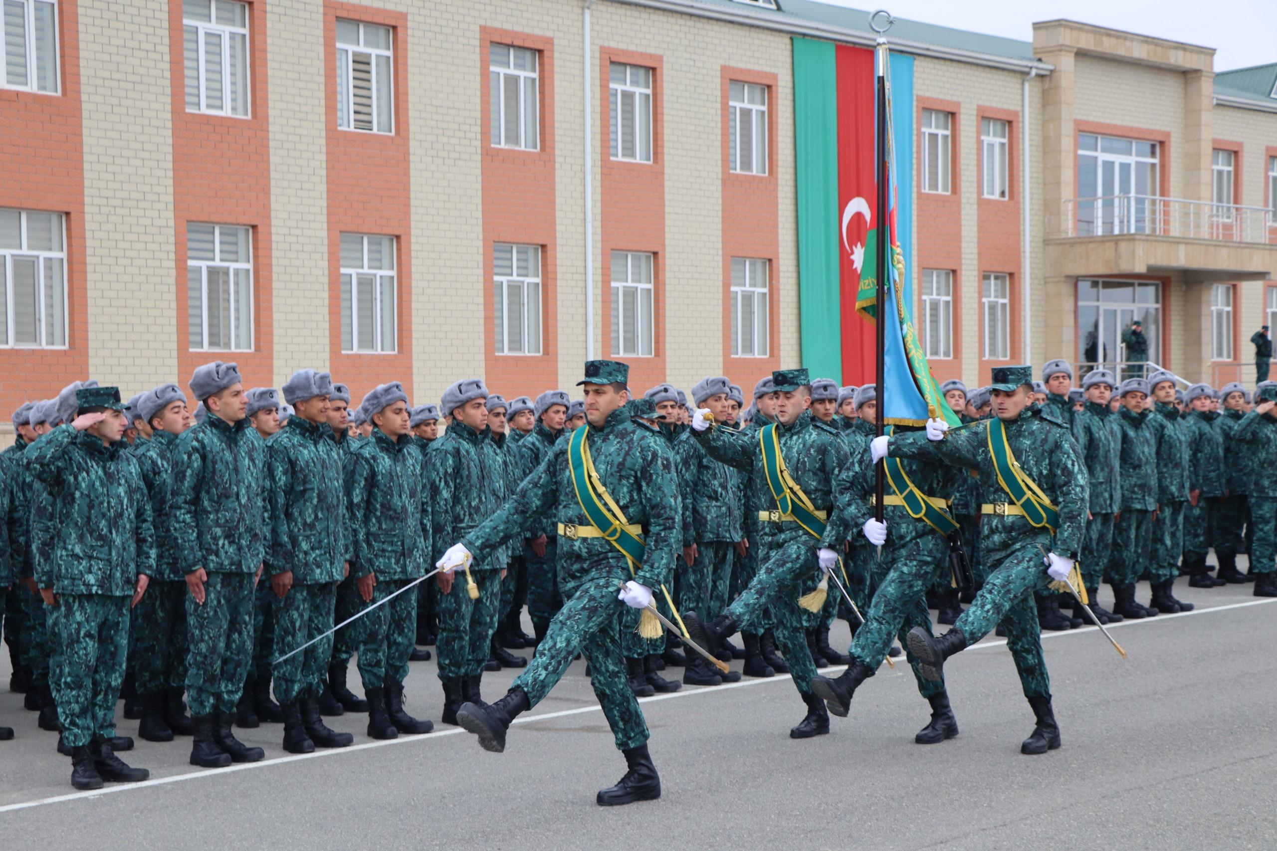 DSX-nin birləşmə və hərbi hissələrində gənc əsgərlərin andiçmə mərasimi keçirilib