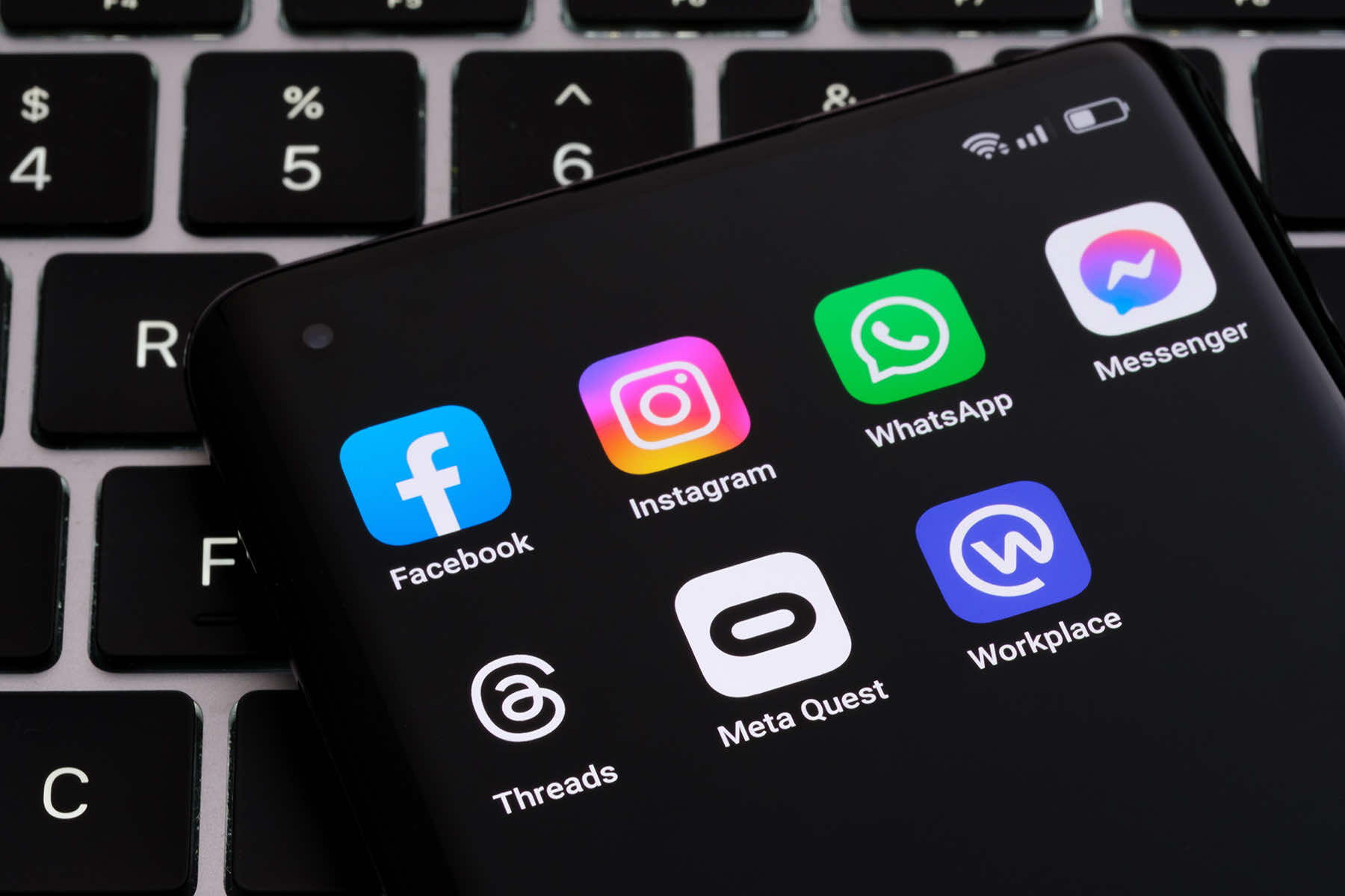 İrandan Azərbaycanı hədəf alan səhifələr silinib