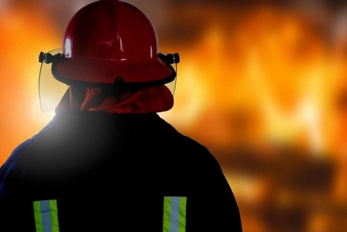 Binəqədidə mebel sexində yanğın baş verib - YENİLƏNİB 2