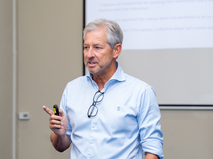 Frank De Bleker “Barselona” – “Nyukasl” oyununa təyinat aldı 