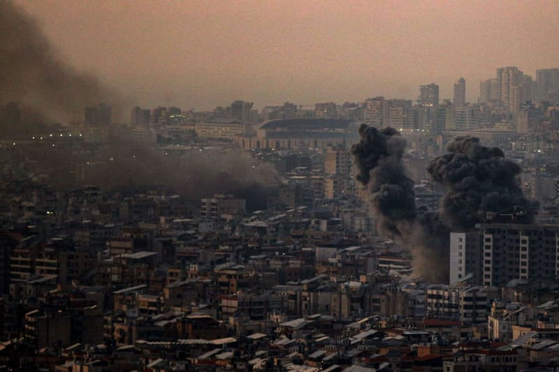 İsrailin zərbələri nəticəsində Beyrutda 12 nəfər ölüb