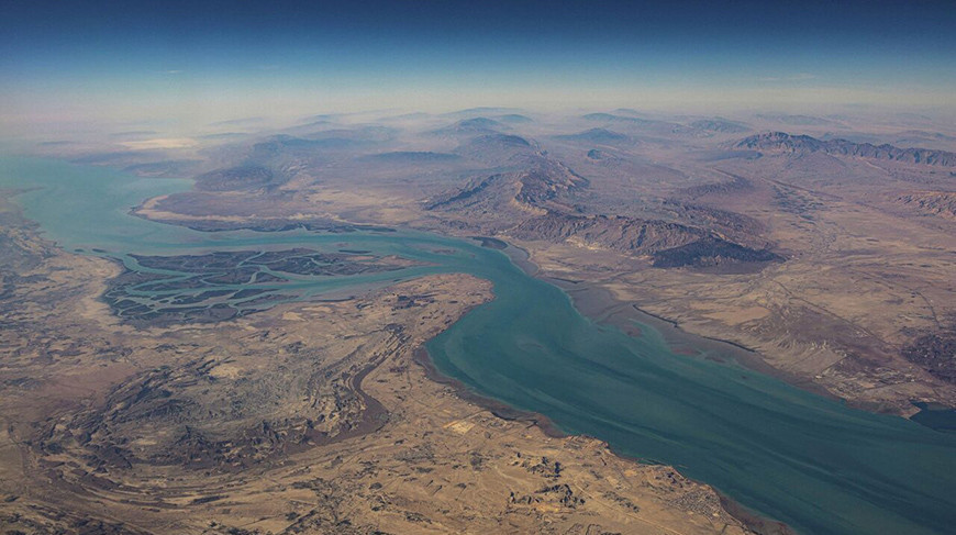 İran və Oman Hörmüz boğazından gəmilərin keçməsi üçün yeni bir rejim yaradacaqlar