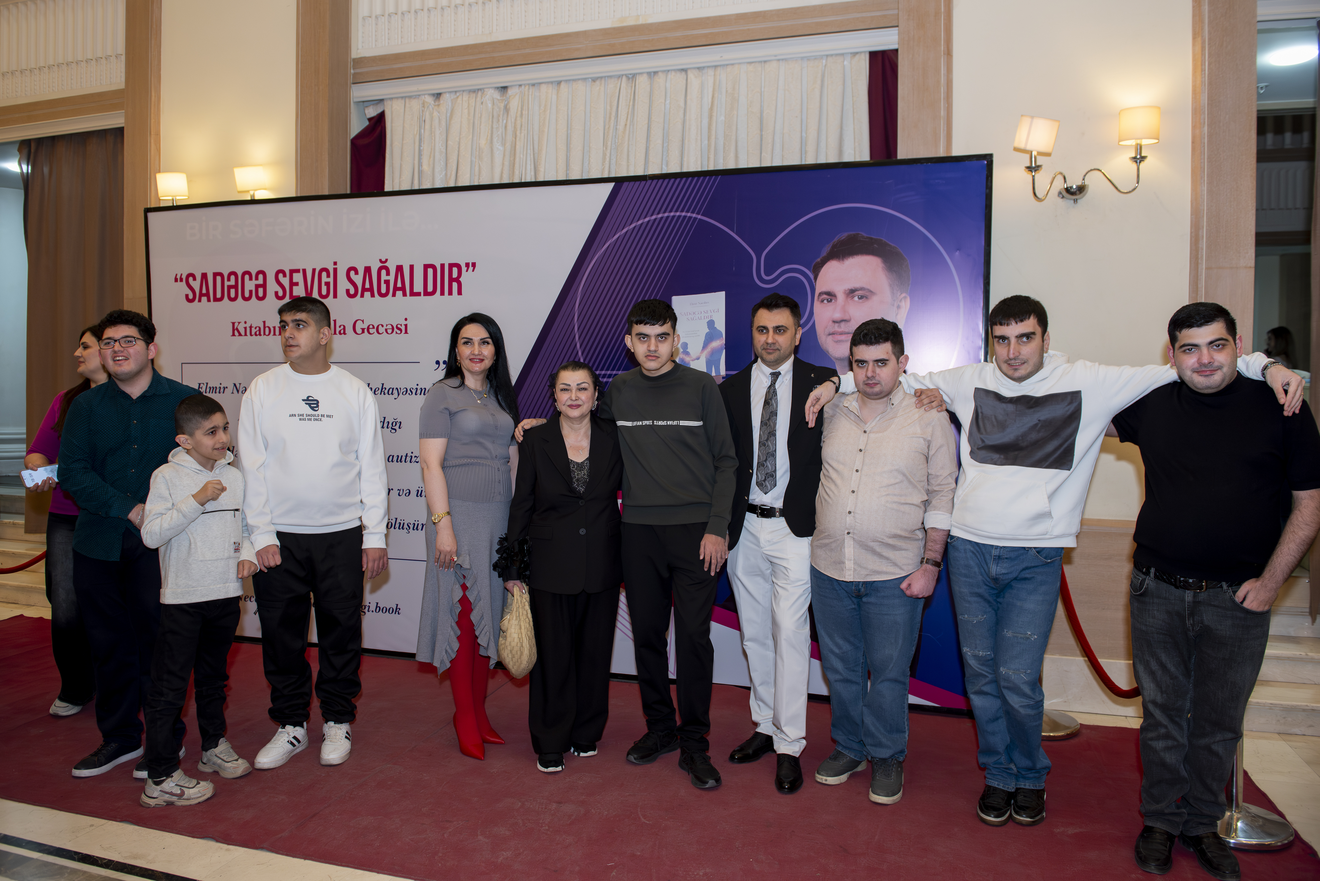 Bakıda “Sadəcə sevgi sağaldır” kitabının təqdimatı keçirilib