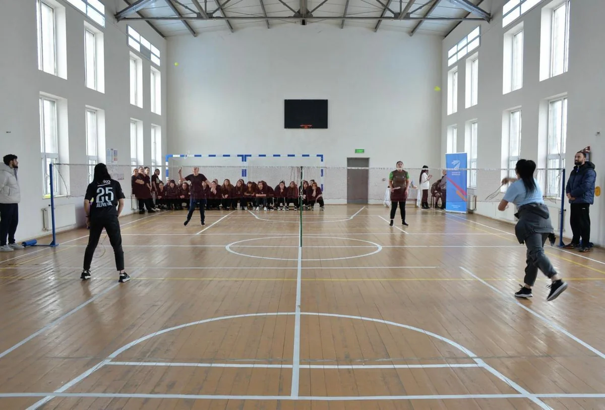 Azərbaycan Badminton Federasiyası qadın və yeniyetmə məhkumlar üçün yarış keçirib