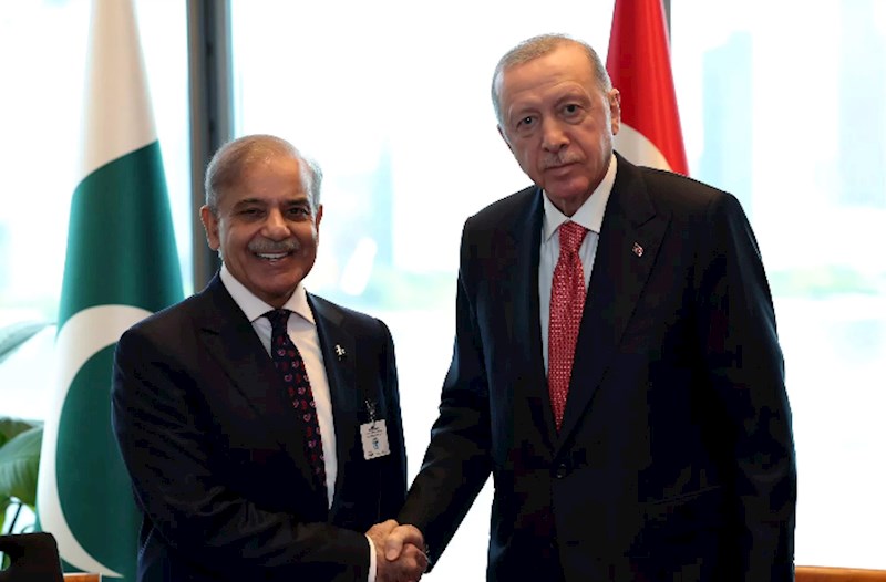 Şahbaz Şərif və Ərdoğan telefonla danışıb