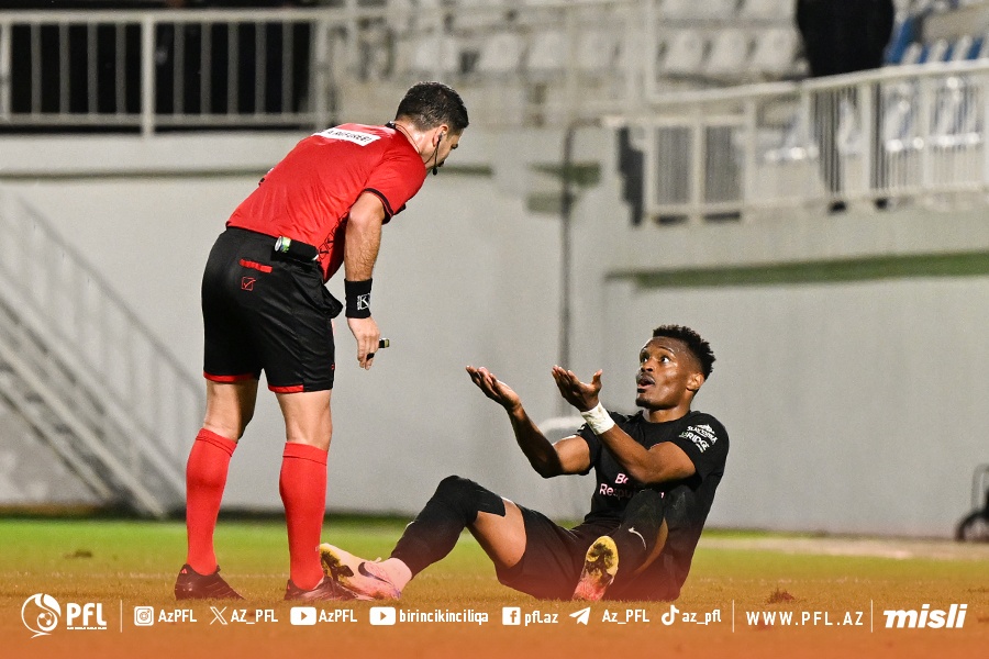 Mikels Bahodir Nasimovun rekordunu təkrarladı