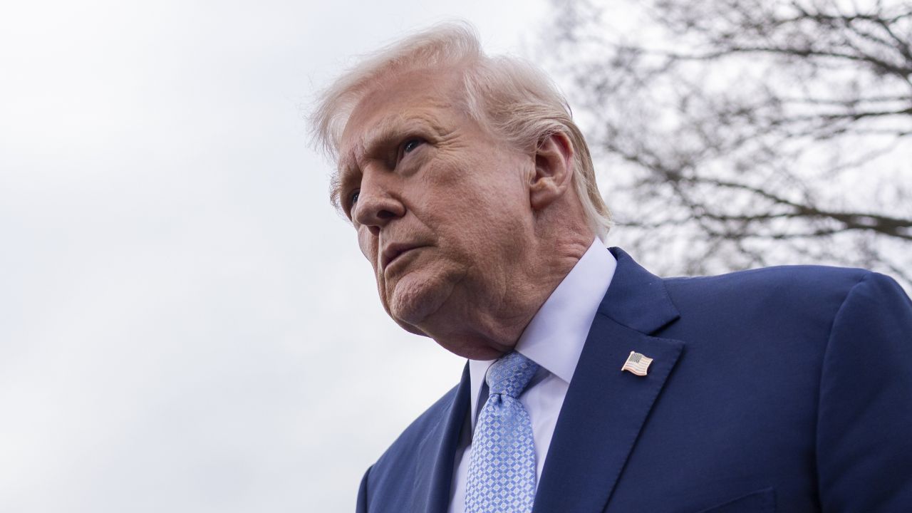 ABŞ prezidenti: “İran tamamilə məhv ediləcək”