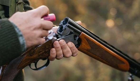 Ov silahı ilə qətl törədən şübhəlini polis saxladı