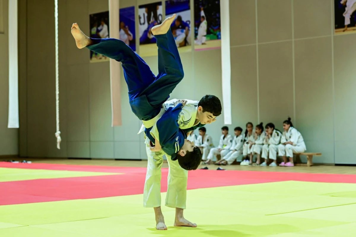 Gəncədə kəmər dərəcələri üzrə imtahan keçirilib