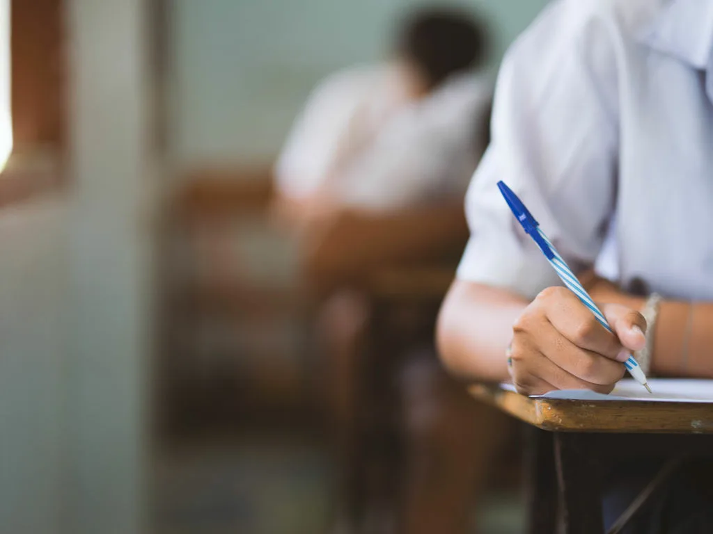 Ali təhsil müəssisələrinə sınaq imtahanına qeydiyyat elan edilib