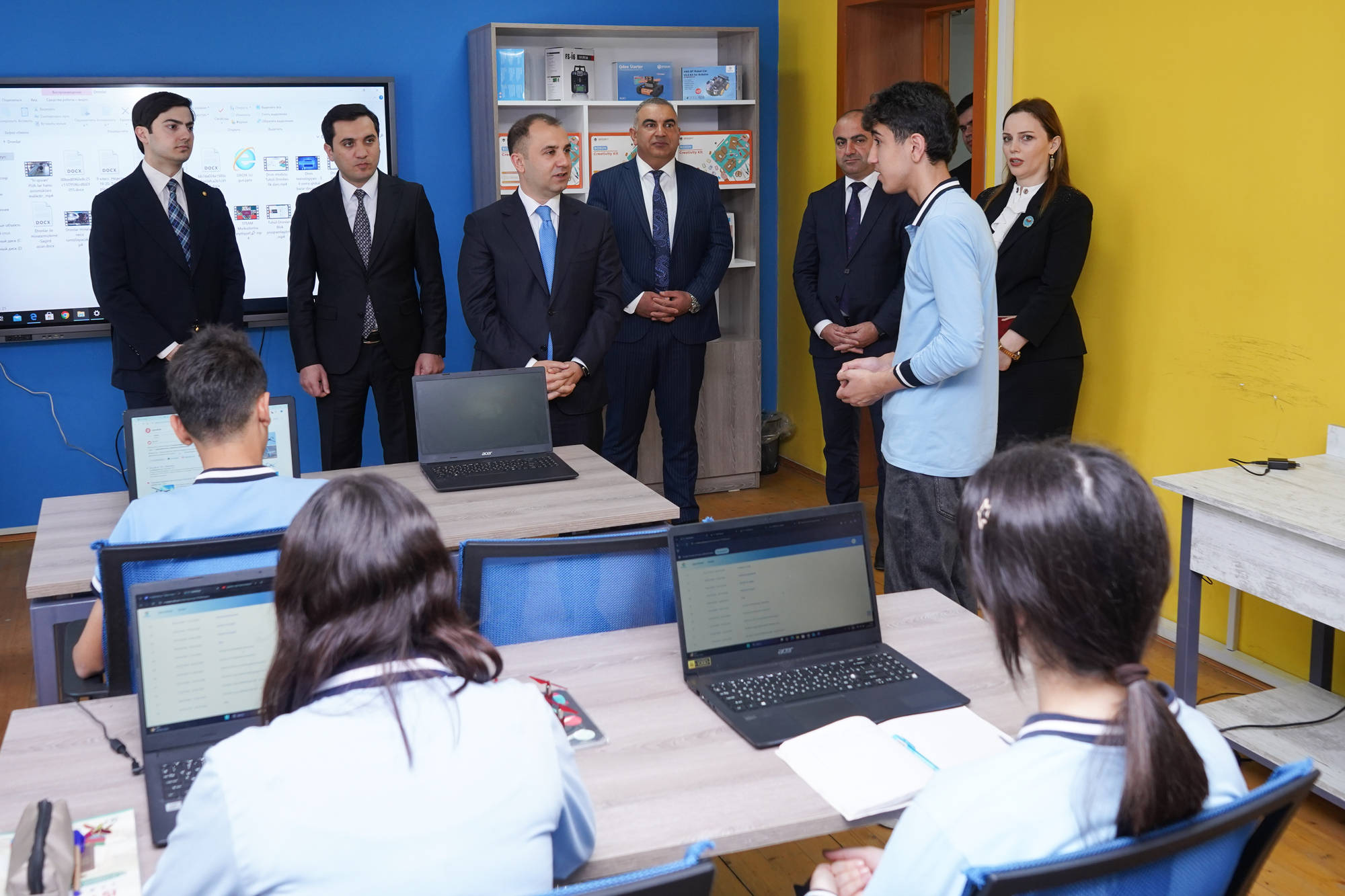 Nazir müavini Kənan Kərimzadə Lənkəranda STEAM Mərkəzinə baxış keçirib 