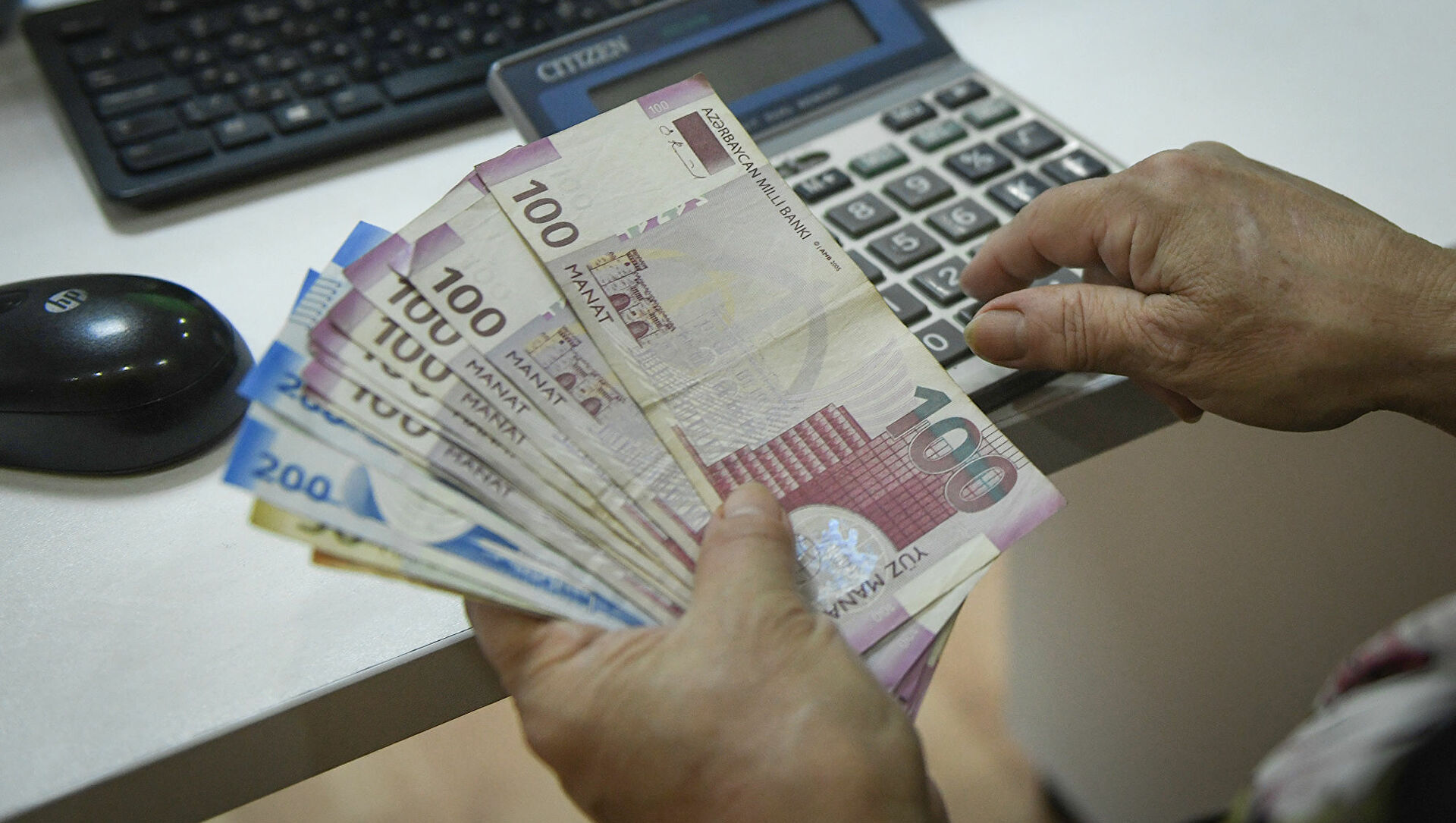 Saatlıq maaş və əməkhaqqından tutulmalarla bağlı yeni təkliflər hazırlanacaq