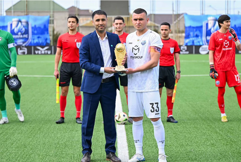 PFL I Liqada "Ayın qolu"nun müəllifini mükafatlandırdı