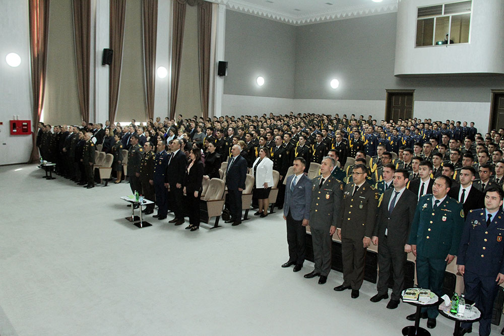 Heydər Əliyev adına Hərbi İnstitutda konfrans keçirilib