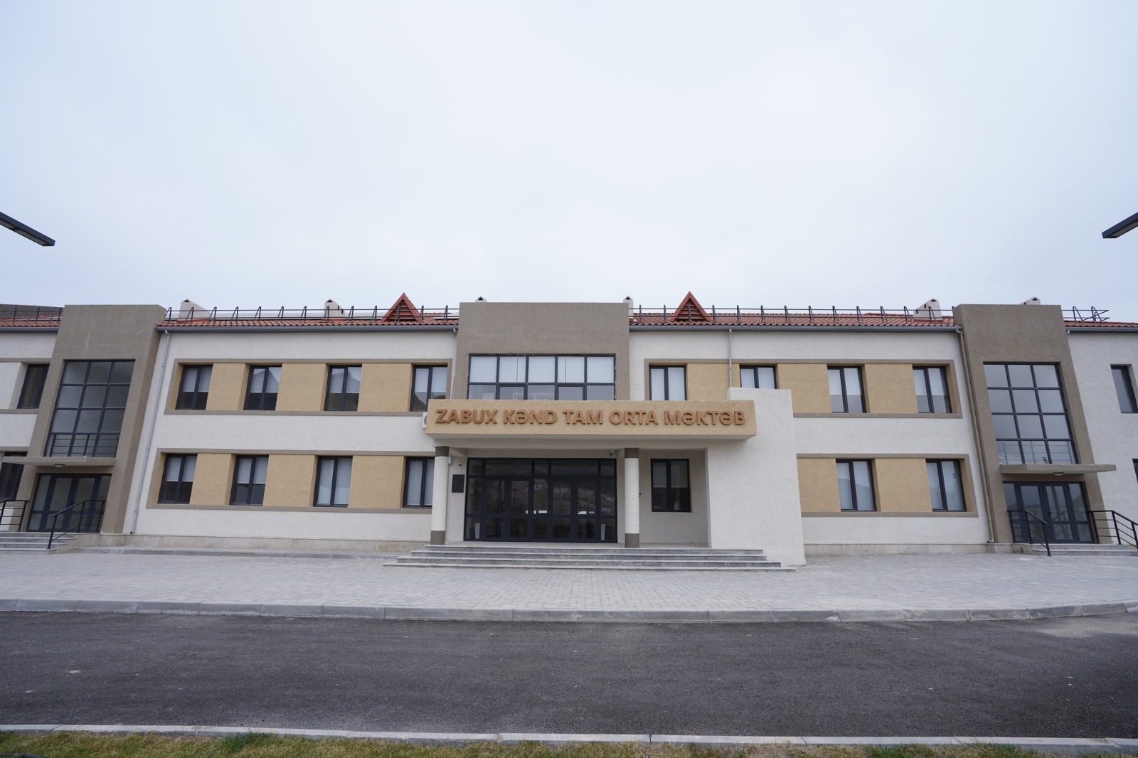 Zəfərin işığında qurulan təhsil: Laçının Zabux kəndində yeni məktəb - FOTOLAR