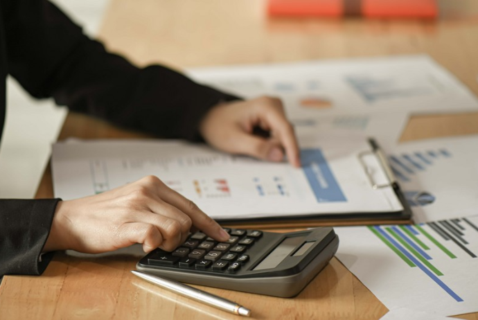 Hesablama Palatası: 13 qurumda 30 halda artıq xərclərə yol verilib