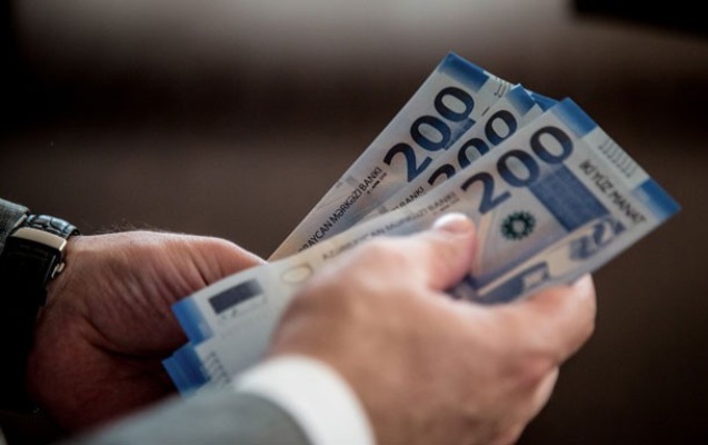  Ölkədə orta aylıq əməkhaqqı 5,3 faiz artıb
