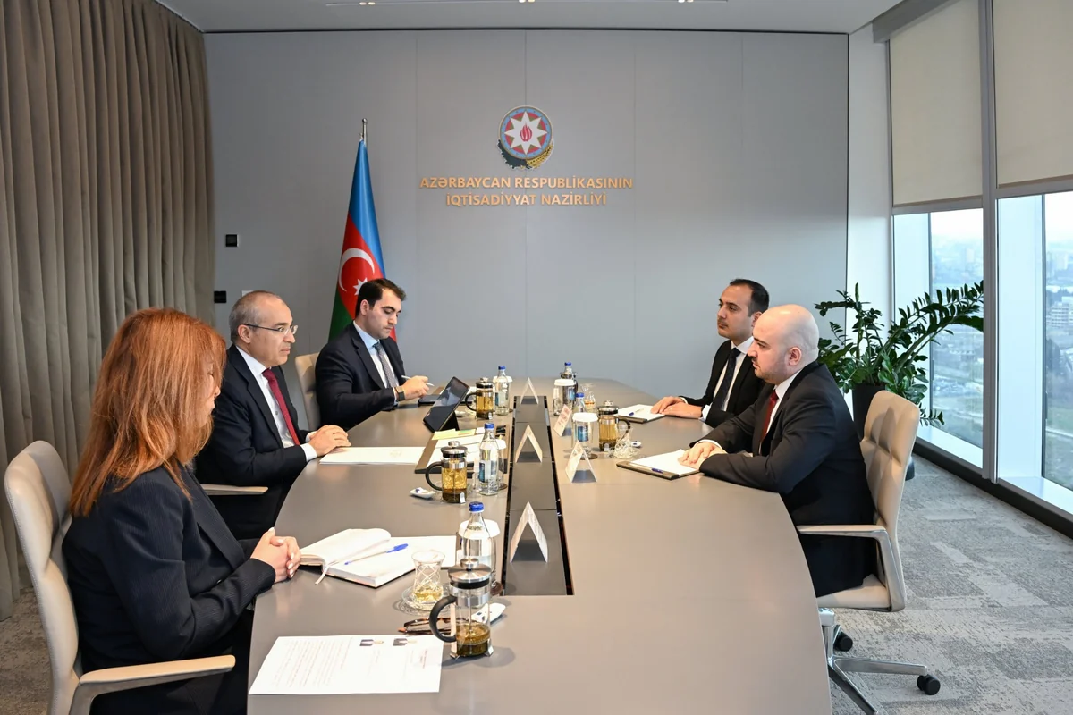 Nazir "Yüksəliş müsabiqəsi"nin qalibləri ilə görüşüb